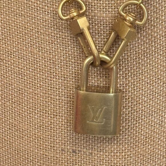 Louis Vuitton Lock Necklace #315 - Picture 2 of 6